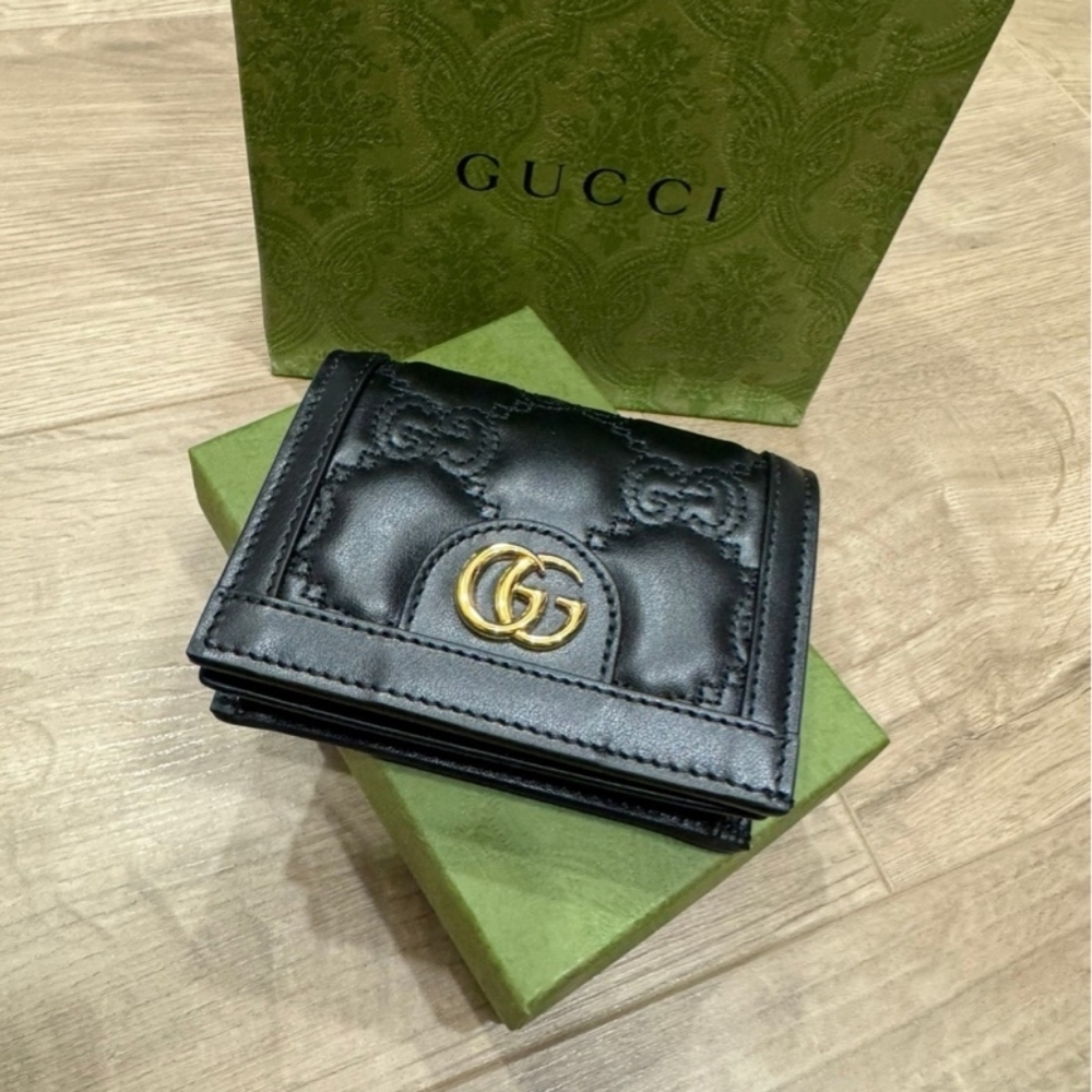 Gucci GG Matelassé Wallet